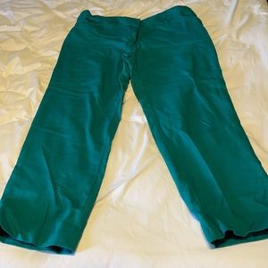 The Loft Capri green pant size 10